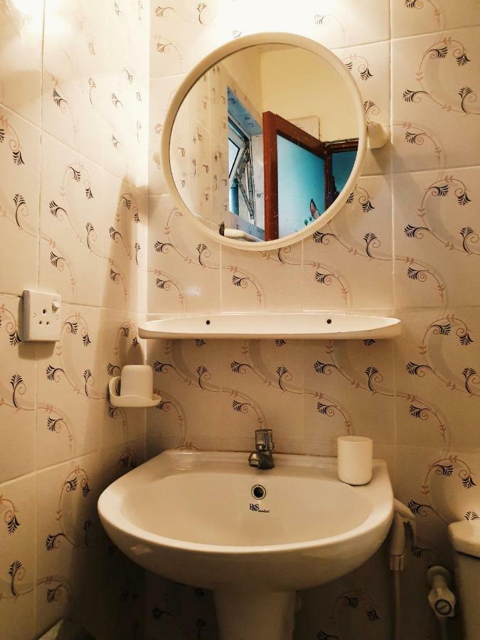 Oasis Skybeach Hostel - 니곰보 외부 사진
