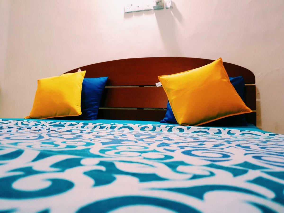 Oasis Skybeach Hostel - 니곰보 외부 사진